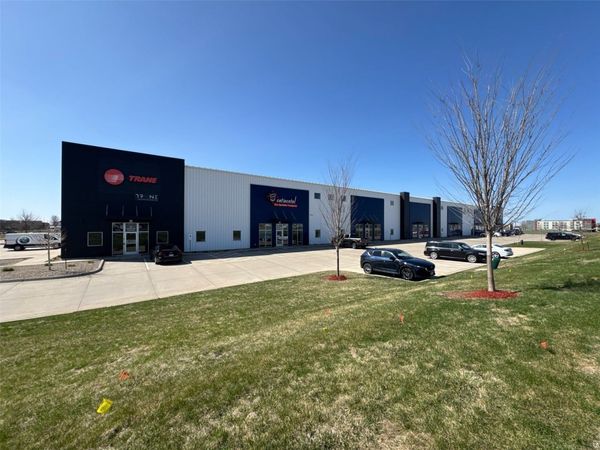 650 Capital Drive SW, Unit 7, Cedar Rapids, IA 52404