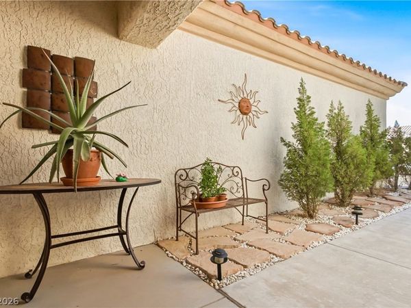 10109 Keysborough Drive, Las Vegas, NV 89134