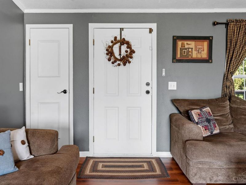 10455 Mad River Road, Union Twp, OH 45159 Photo 7