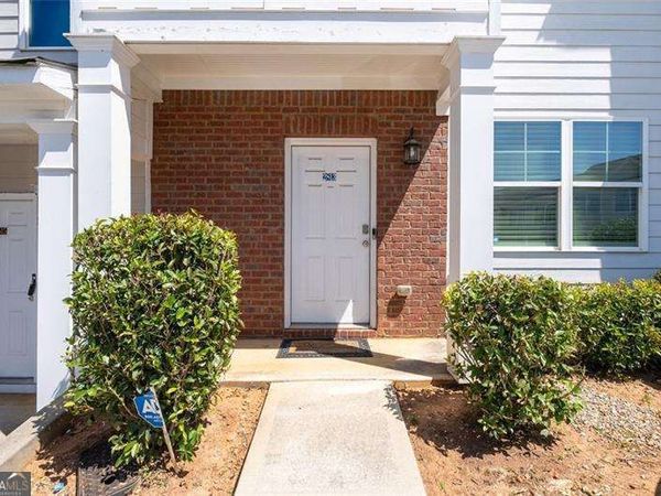 2813 Laurel Ridge Circle, Atlanta, GA 30344