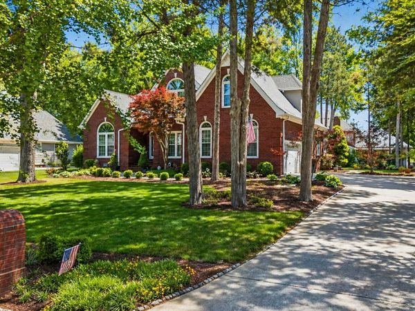 2230 Northwoods Dr , Murfreesboro, TN 37130