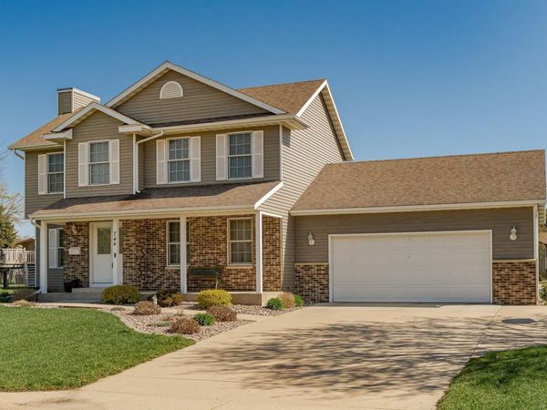 744 Jefferson Avenue SW, Eyota, MN 55934