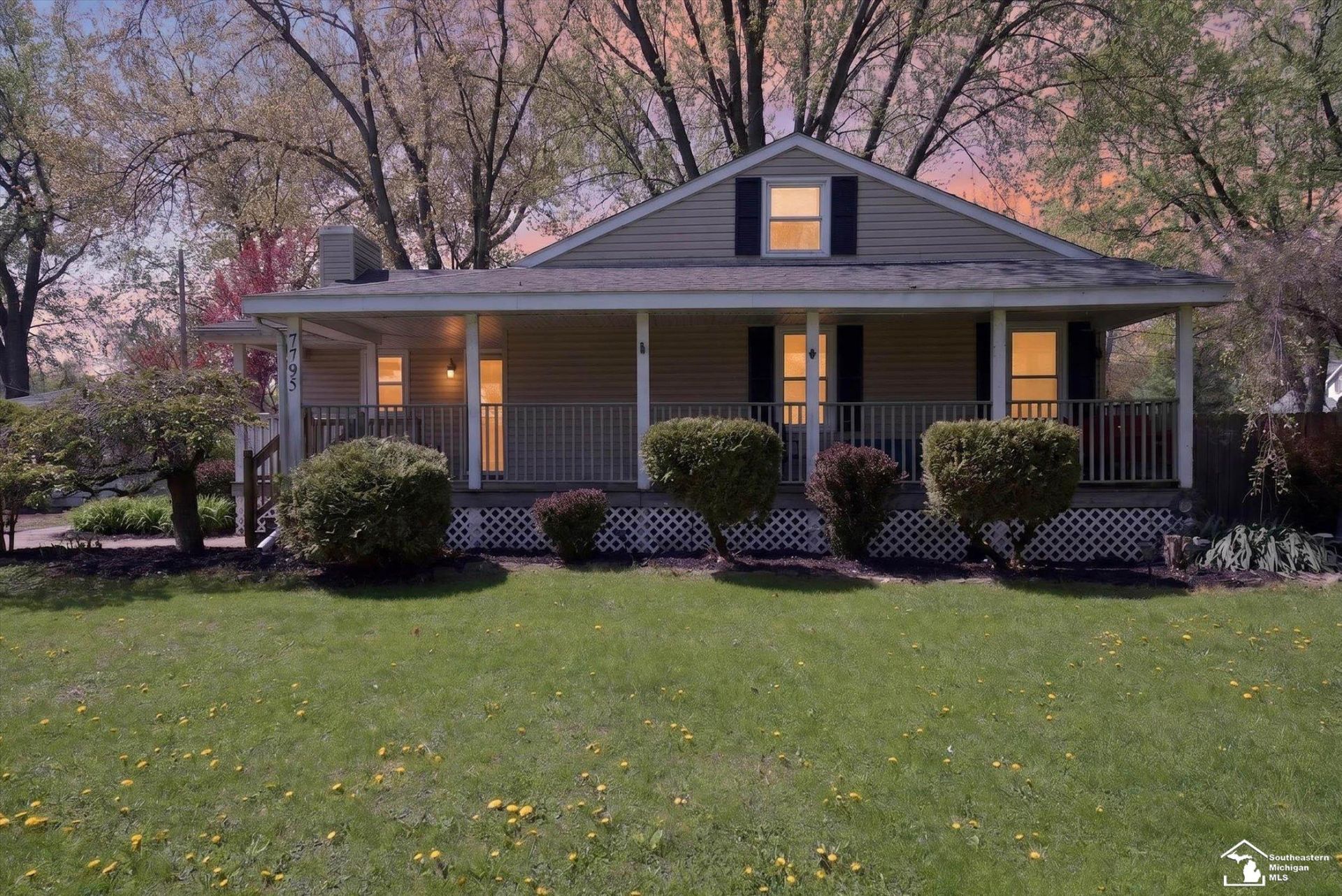 7795 Glenfield Drive, Monroe, MI 48161 Main Photo