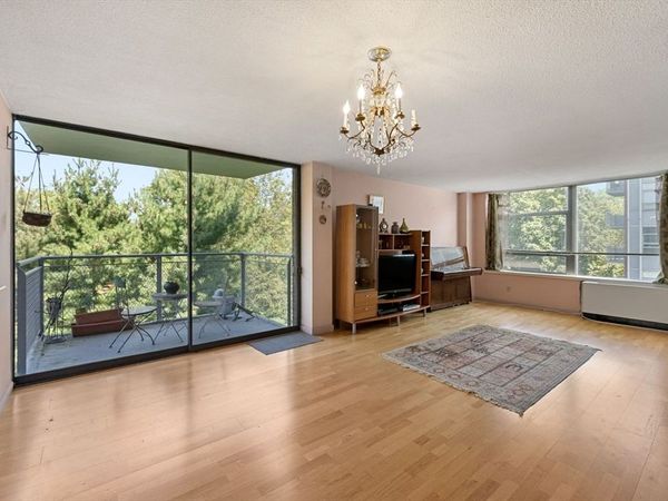 80 Park St, Unit 55, Brookline, MA 02446