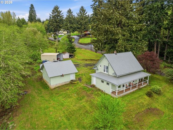 430 CARNINE RD, Castle Rock, WA 98611