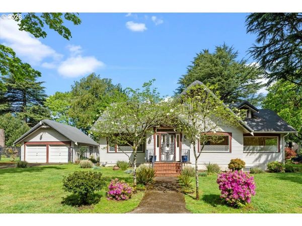 651 SE MANCHESTER PL, Portland, OR 97202