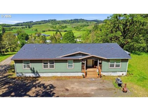 7910 SE AMITY RD, Amity, OR 97101