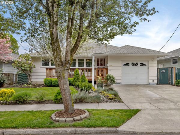 11261 SE 34TH AVE, Milwaukie, OR 97222