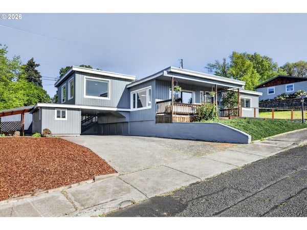 1712 NEVADA ST, The Dalles, OR 97058