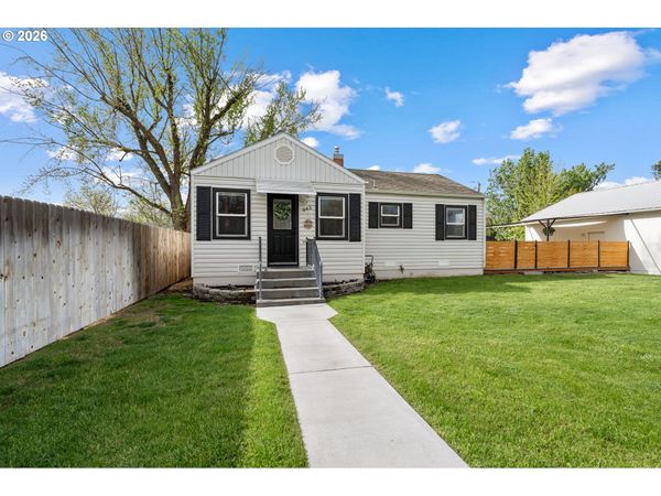 345 W WOOD AVE, Stanfield, OR 97875