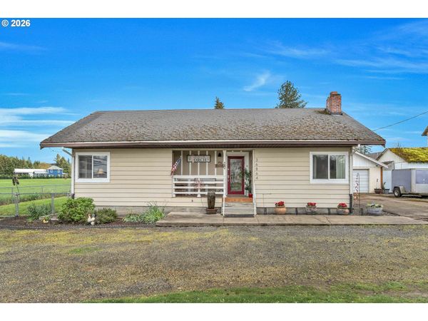 36864 OR-213, Molalla, OR 97038