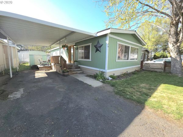 205 SE LYNN BLVD, Unit 20, Prineville, OR 97754