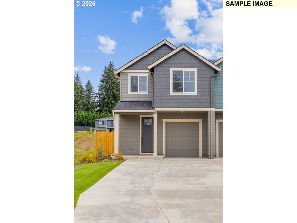 1564 Brown ST, Woodburn, OR 97071