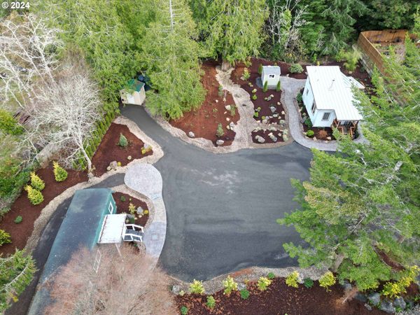 85313 GLENADA RD, Florence, OR 97439