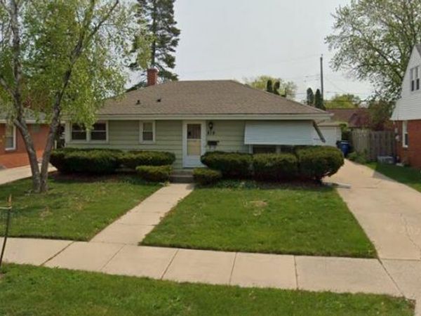 819 Ohio St, Racine, WI 53405