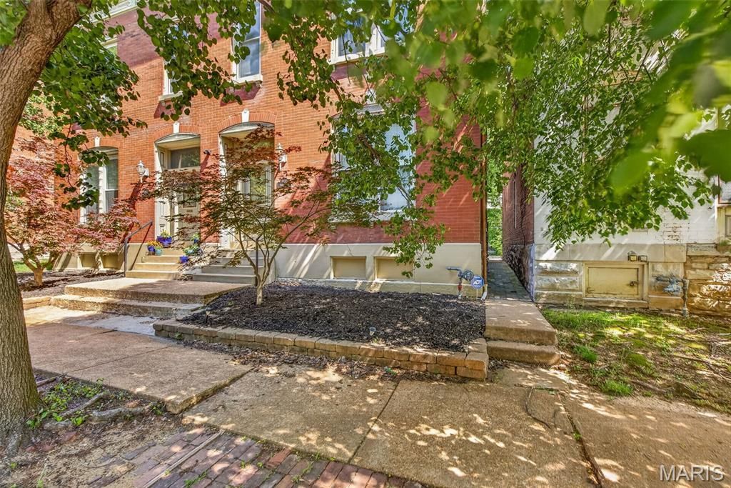 1913 Senate Street , Unit A, Saint Louis, MO 63118 Main Photo