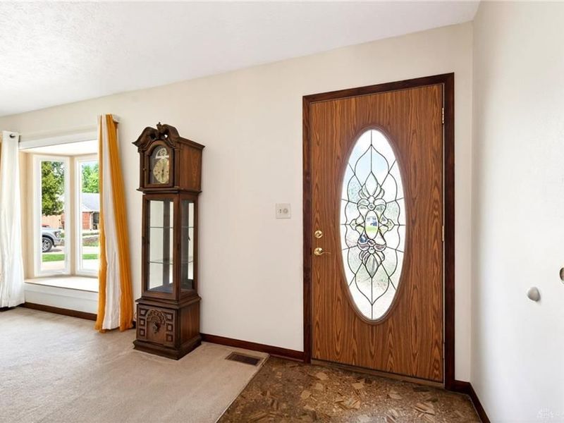 510 Rohr Lane, Englewood, OH 45322 Photo 6