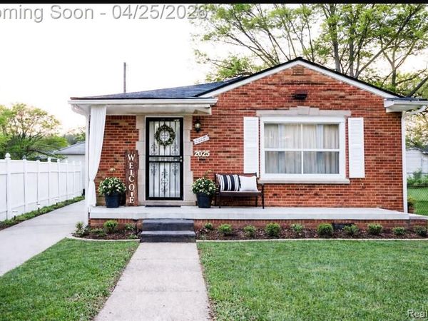 20225 Moenart Street, Detroit, MI 48234