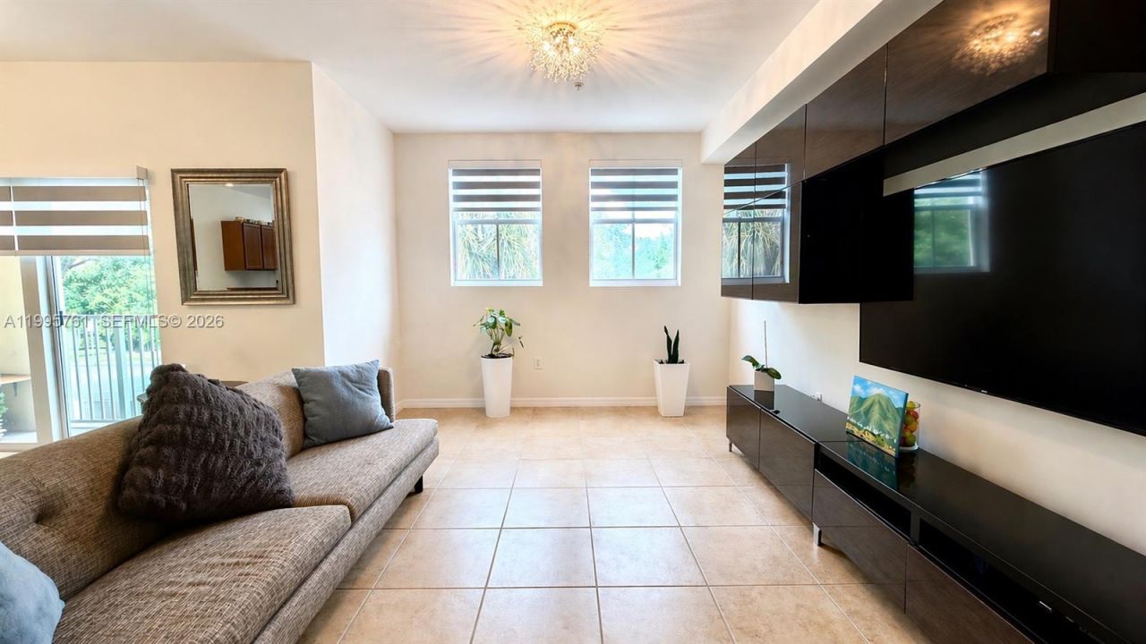 10870 NW 88th Ter , Unit 216, Doral, FL 33178 Photo