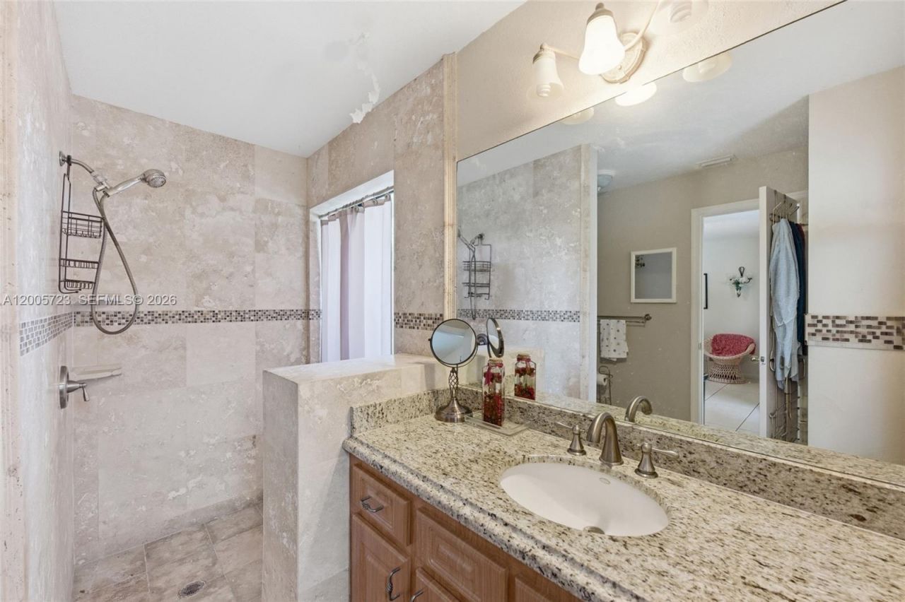 120 NW 84th Way, Coral Springs, FL 33071 Photo