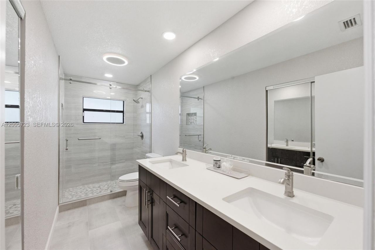 120 NW 84th Way, Coral Springs, FL 33071 Photo