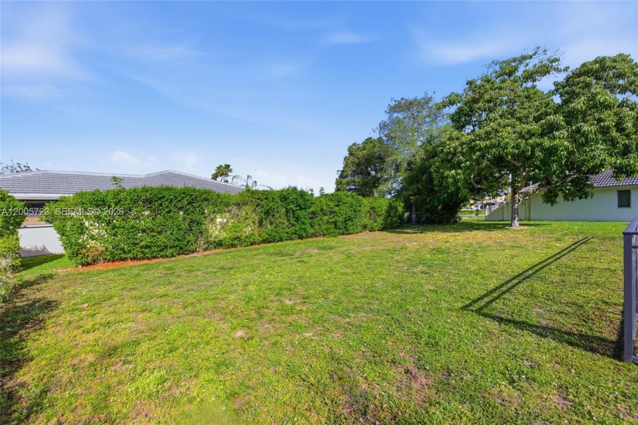 120 NW 84th Way, Coral Springs, FL 33071 Photo