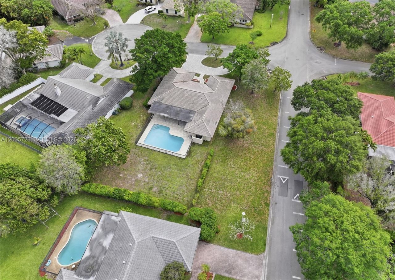 120 NW 84th Way, Coral Springs, FL 33071 Photo