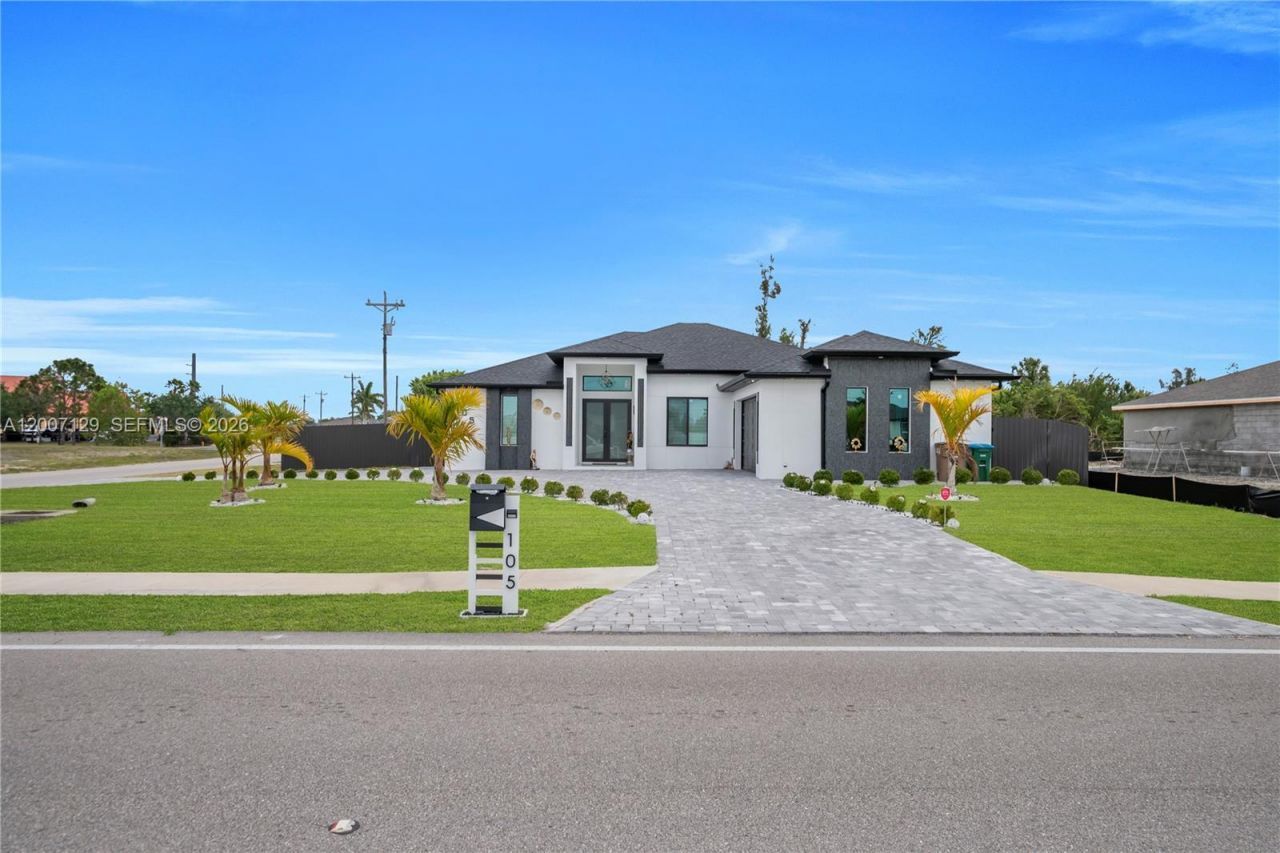 105 S Nelson Rd, Cape Coral, FL 33991 Photo