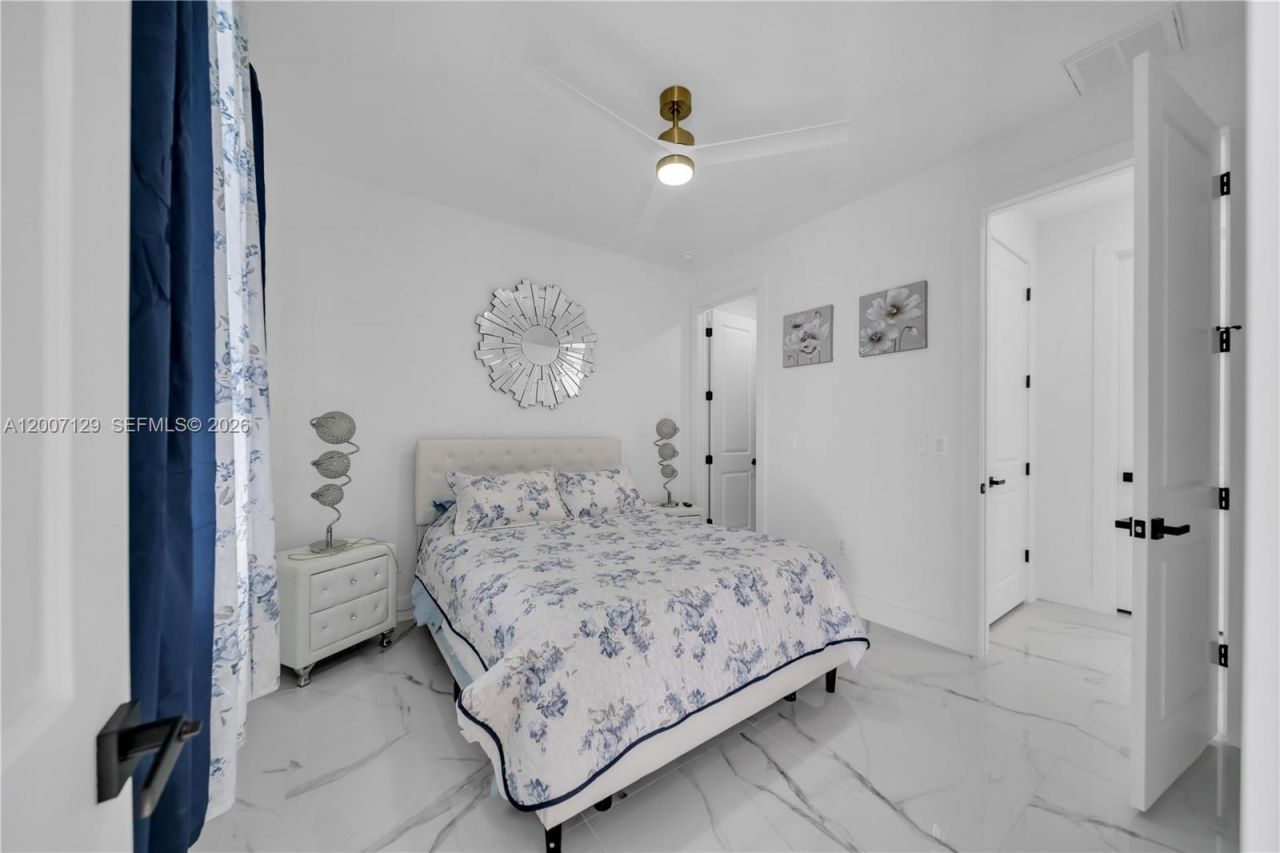 105 S Nelson Rd, Cape Coral, FL 33991 Photo