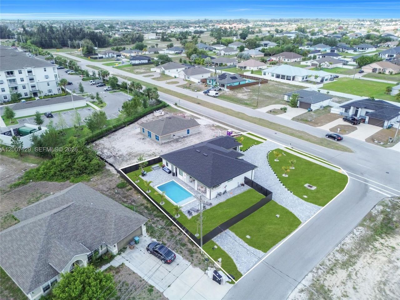105 S Nelson Rd, Cape Coral, FL 33991 Photo