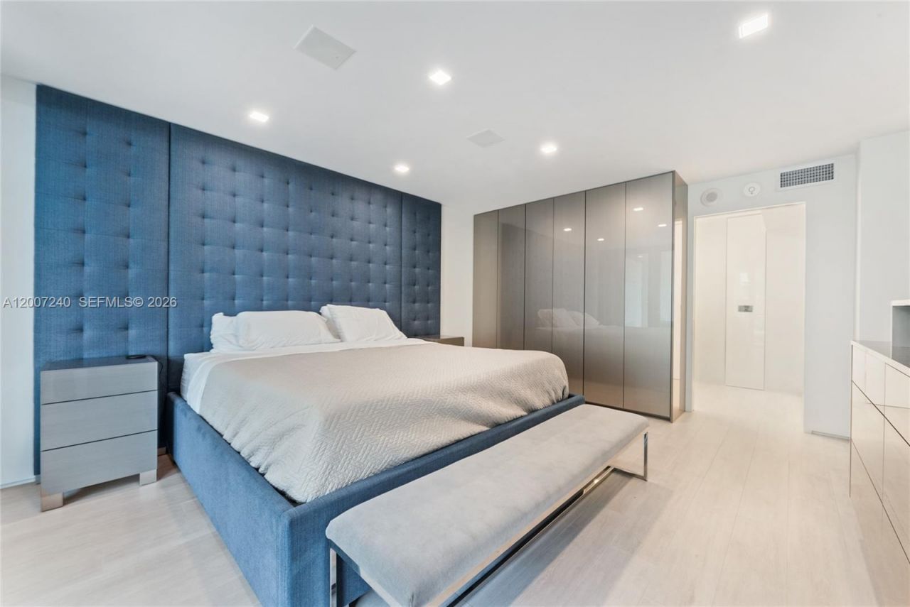 2901 S Bayshore Dr, Unit 5E, Miami, FL 33133 Photo