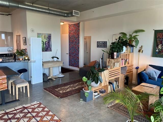 10 SW South River Dr , Unit 909, Miami, FL 33130 Photo