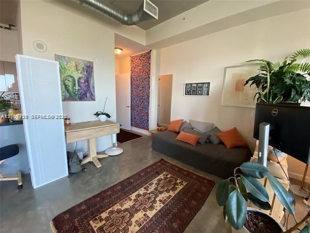 10 SW South River Dr , Unit 909, Miami, FL 33130 Photo