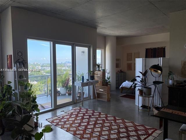 10 SW South River Dr , Unit 909, Miami, FL 33130 Photo