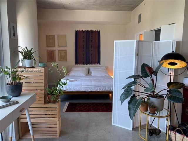 10 SW South River Dr , Unit 909, Miami, FL 33130 Photo