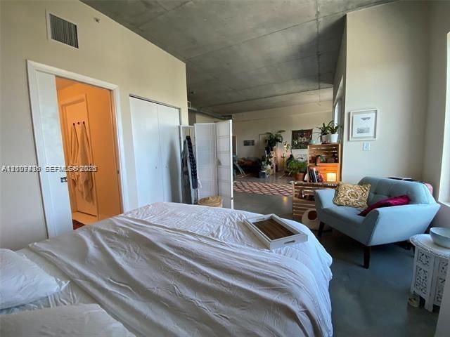 10 SW South River Dr , Unit 909, Miami, FL 33130 Photo