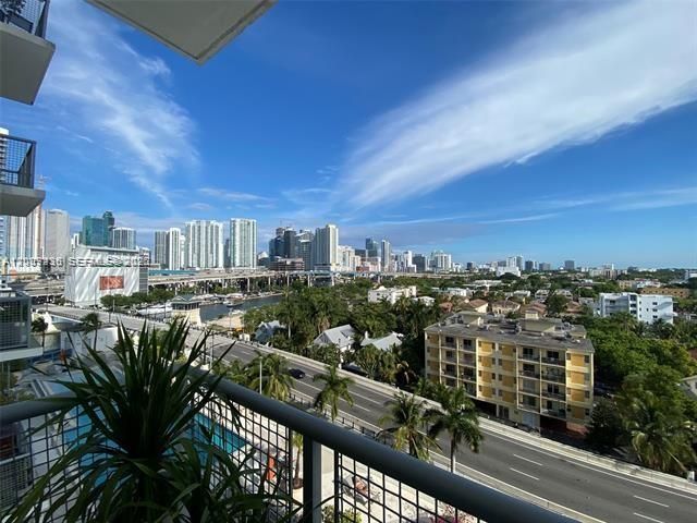 10 SW South River Dr , Unit 909, Miami, FL 33130 Photo