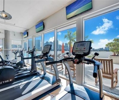 10 SW South River Dr , Unit 909, Miami, FL 33130 Photo