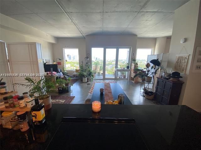 10 SW South River Dr , Unit 909, Miami, FL 33130 Photo