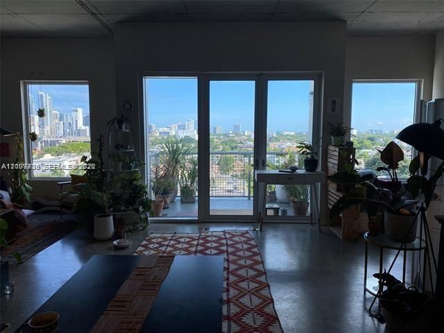 10 SW South River Dr , Unit 909, Miami, FL 33130 Photo