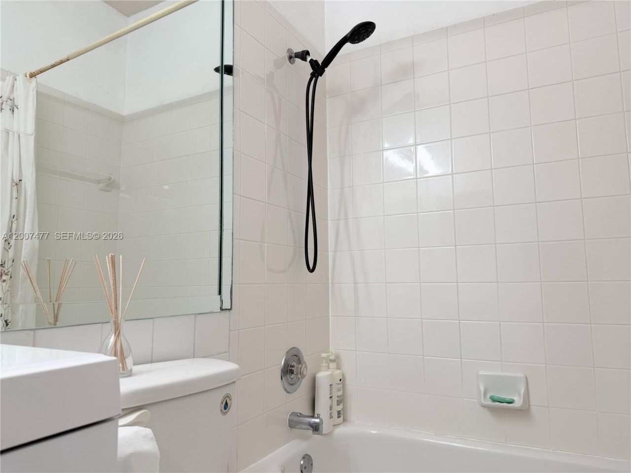 1510 W Lacosta Dr W , Pembroke Pines, FL 33027 Photo