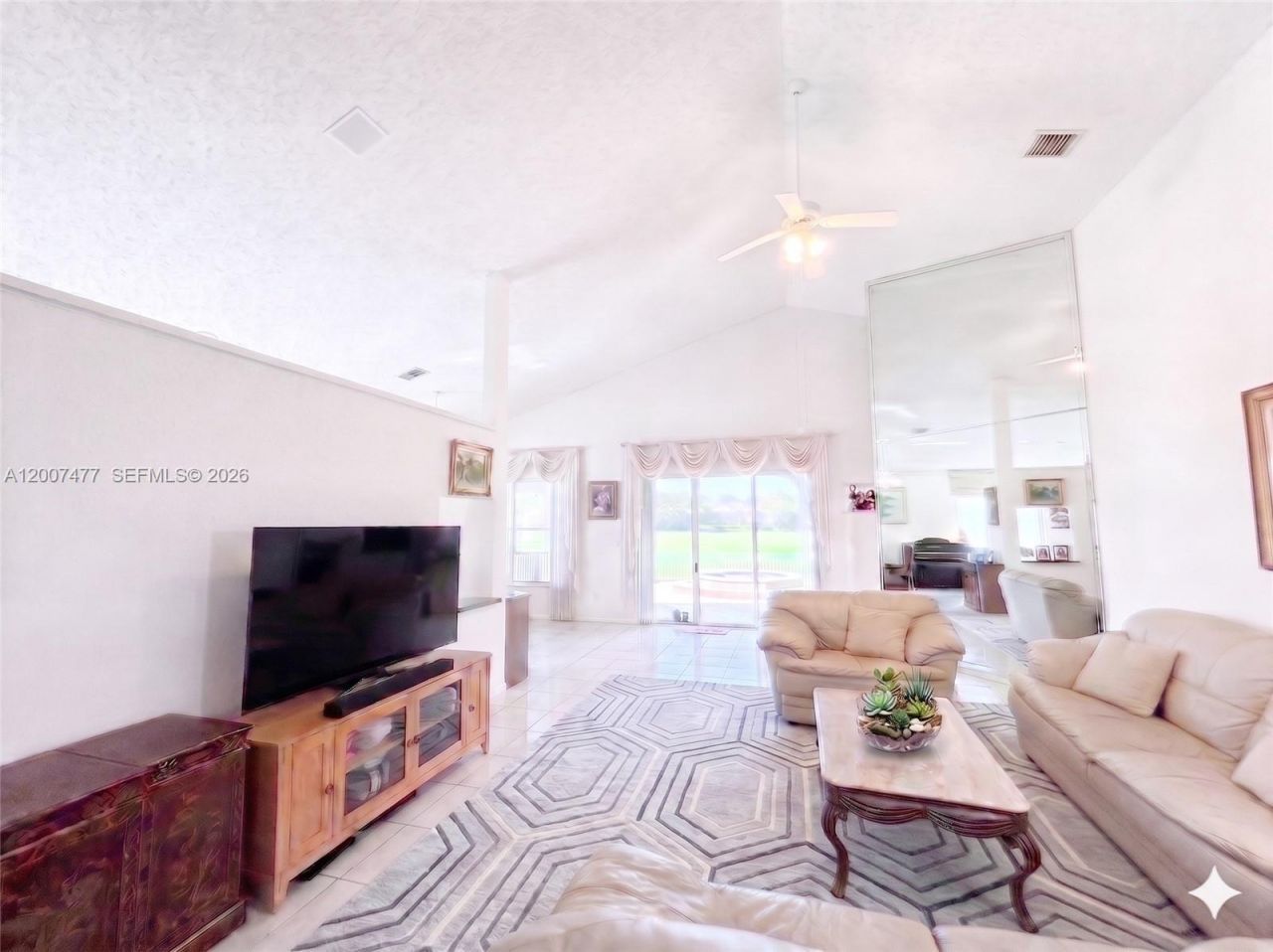1510 W Lacosta Dr W, Pembroke Pines, FL 33027 Photo