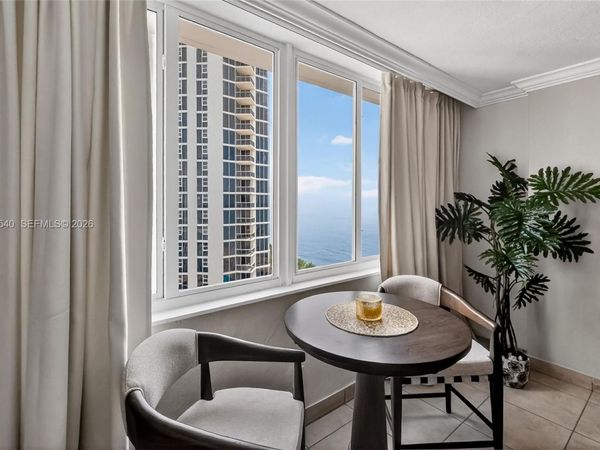19201 Collins Ave, Unit 1123, Sunny Isles Beach, FL 33160