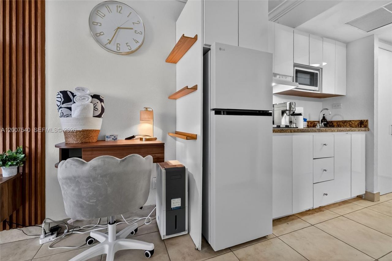 19201 Collins Ave, Unit 1123, Sunny Isles Beach, FL 33160 Photo