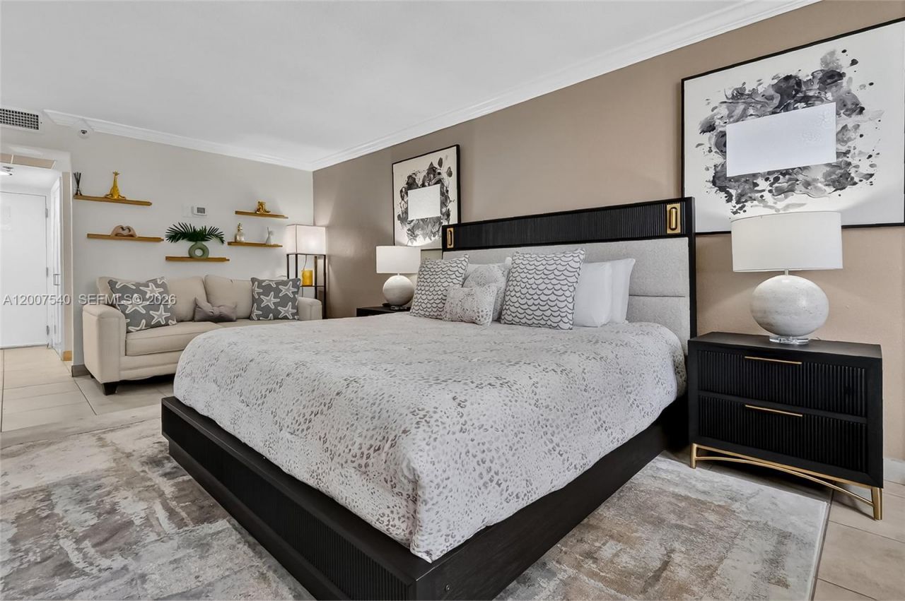19201 Collins Ave, Unit 1123, Sunny Isles Beach, FL 33160 Photo