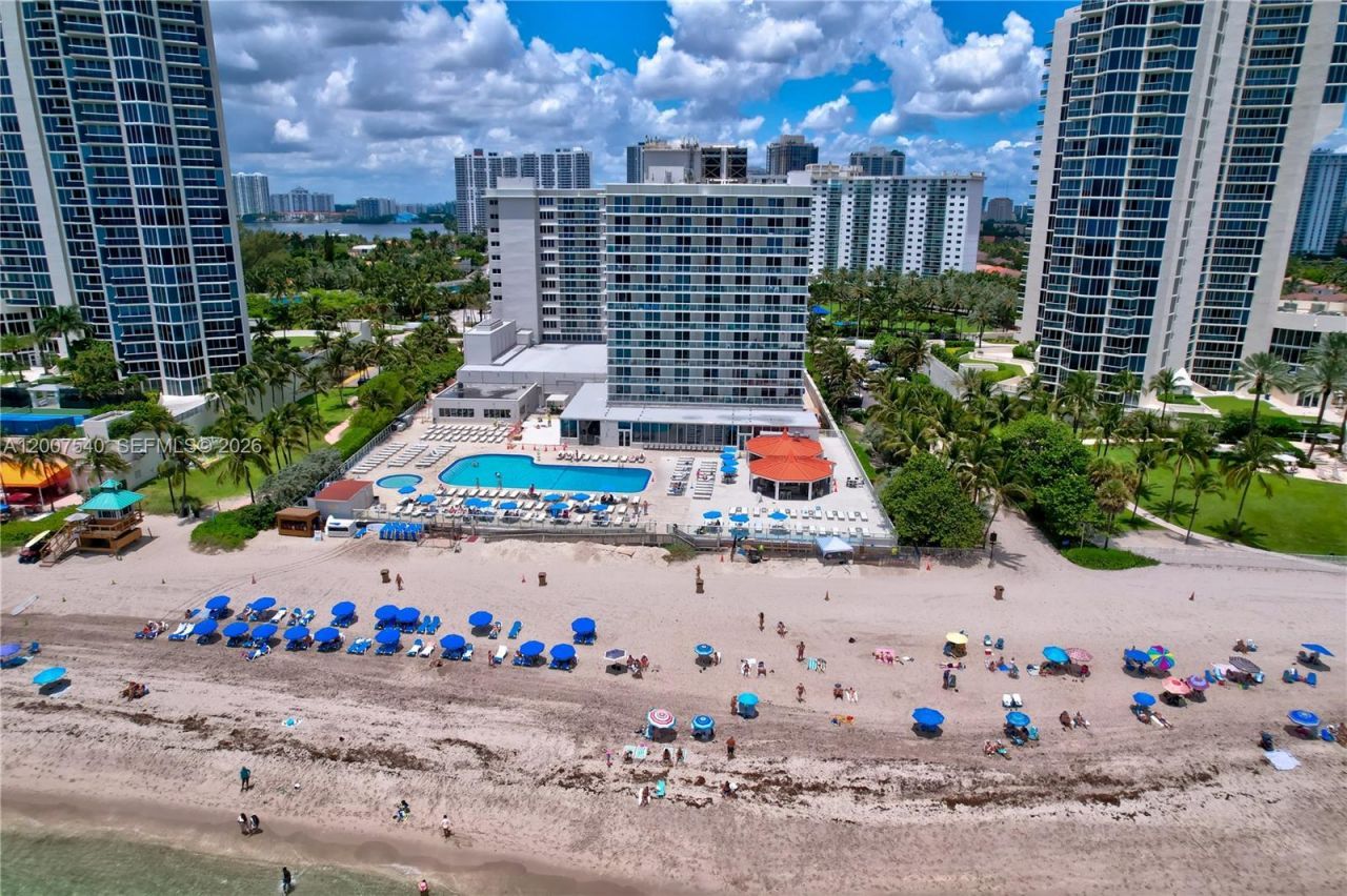 19201 Collins Ave, Unit 1123, Sunny Isles Beach, FL 33160 Photo