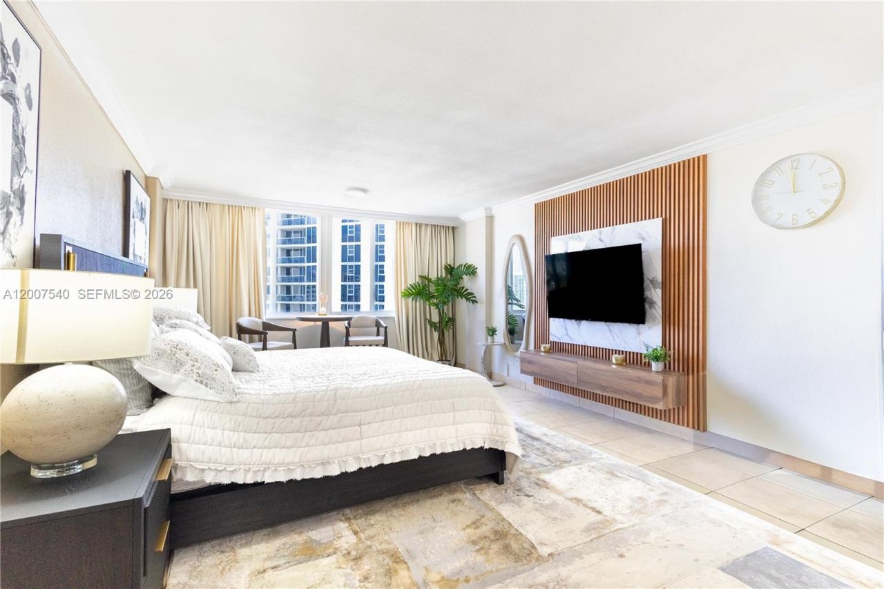 19201 Collins Ave, Unit 1123, Sunny Isles Beach, FL 33160 Photo