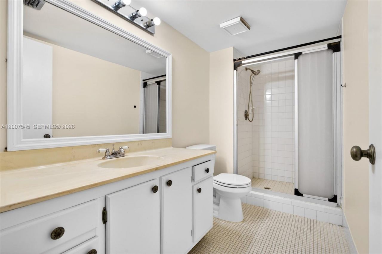 357 N Rock Island Rd , Unit 207, Margate, FL 33063 Photo