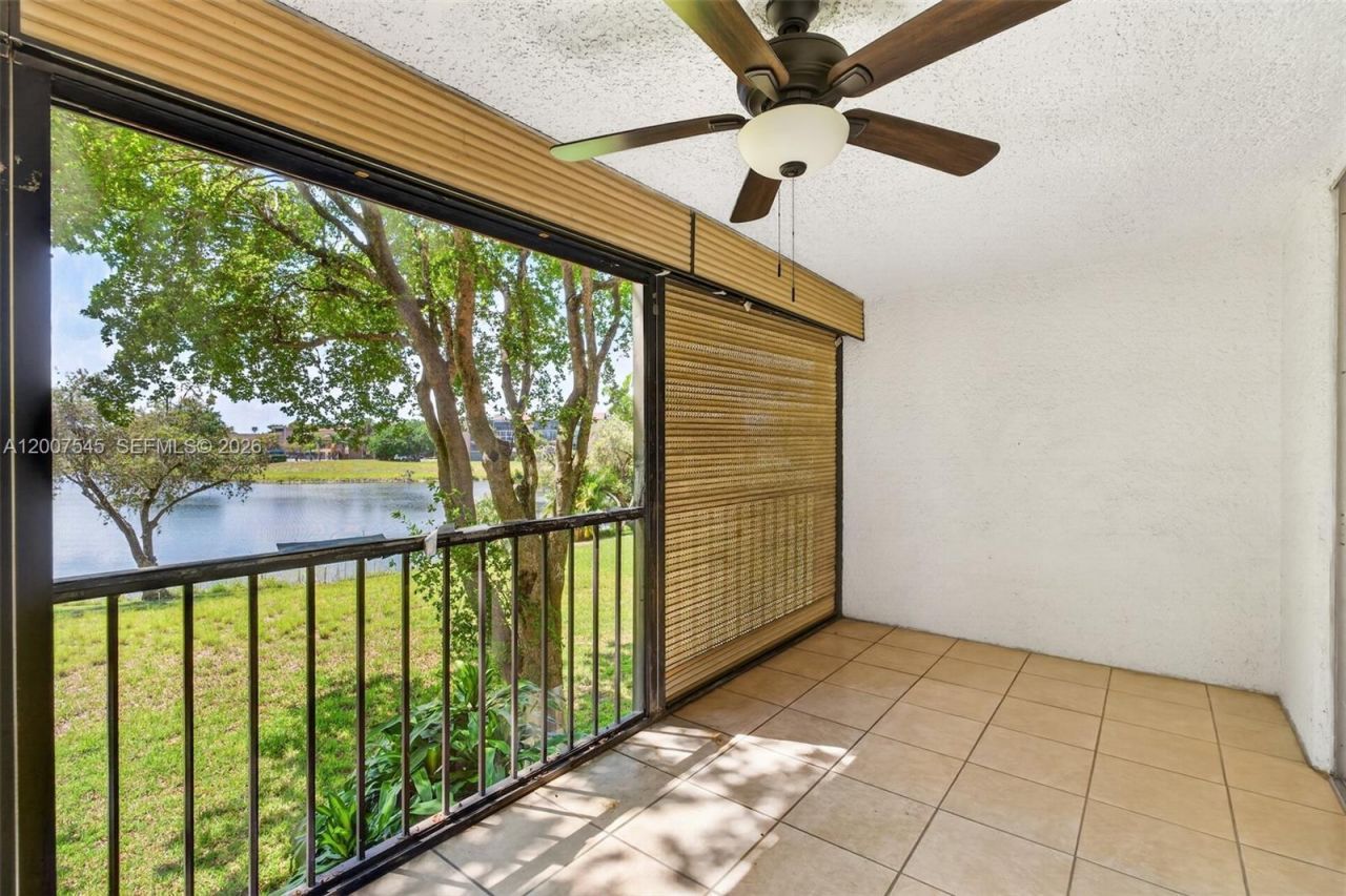 357 N Rock Island Rd , Unit 207, Margate, FL 33063 Photo