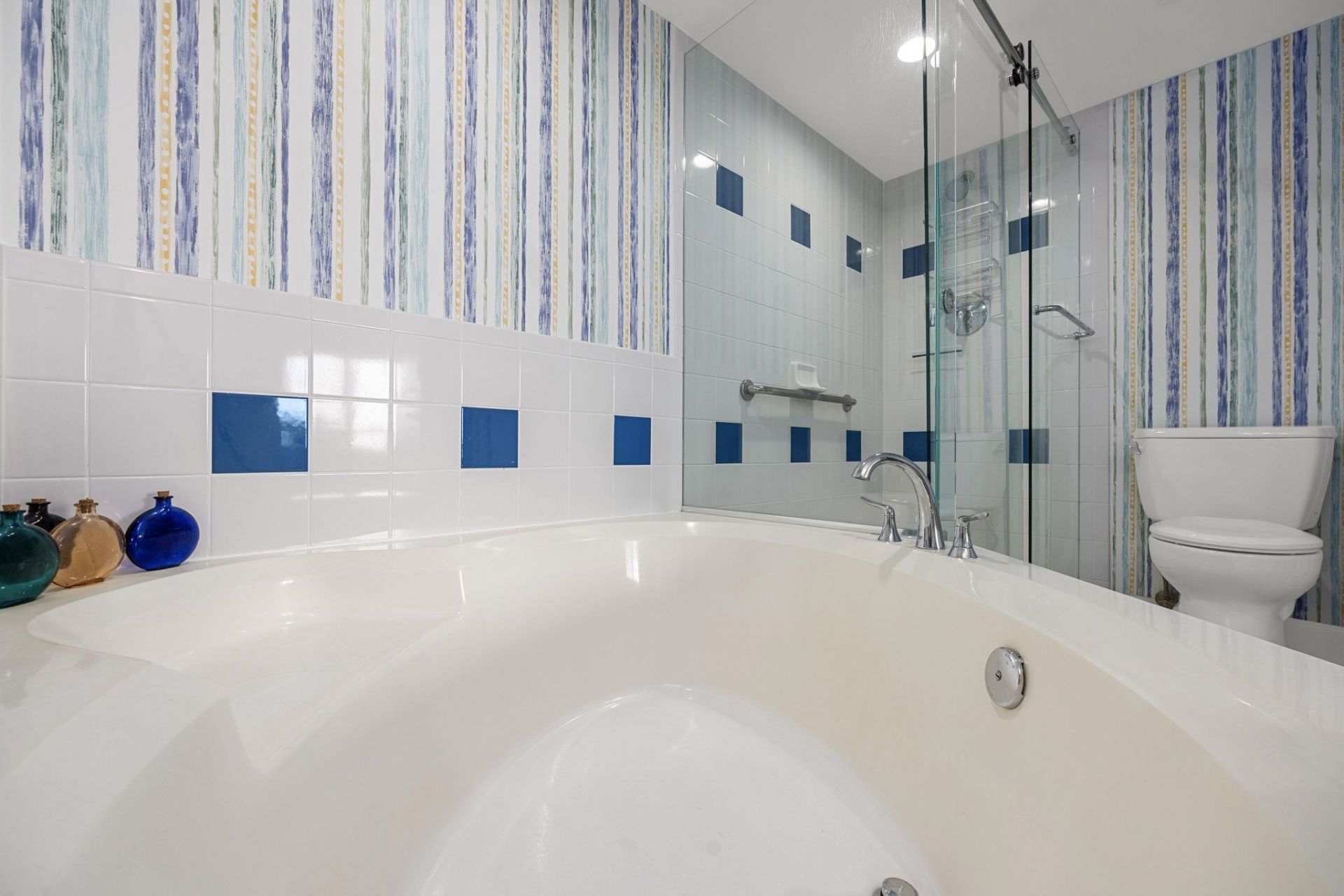 669 Retreat Beach Circle  Photo 15